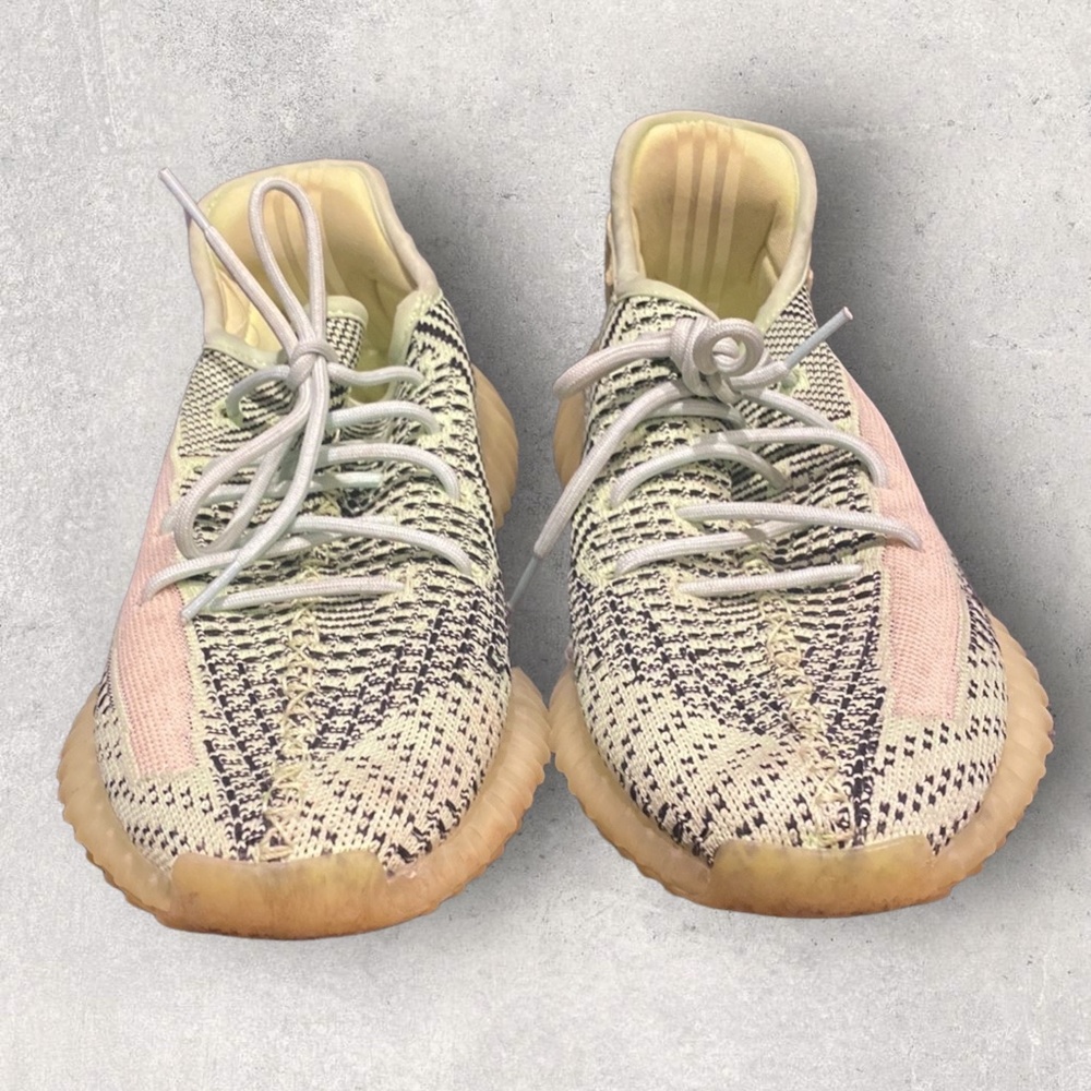 Size 10- Adidas Yeezy Boost 350 V2 Yeezreel Non-Reflective - Picture 2 of 6